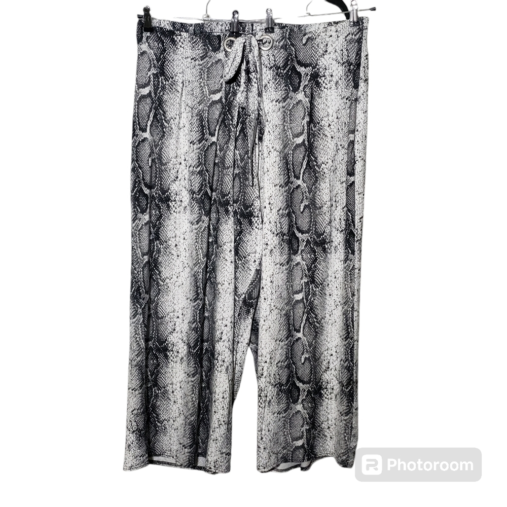 Goddess Womens Plus Size Pants Sz 3X Black White Snakeskin Print Wide Leg